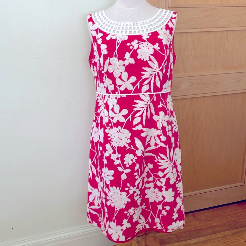 Jessica Howard Fuchsia Pink With White Floral Pattern Sleeveless Dress, Size 16